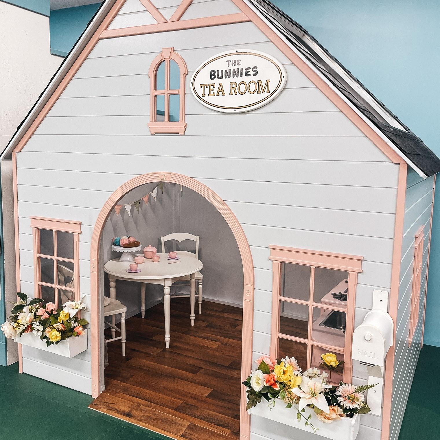 10% Off Party Bookings At Play Away Indoor Play Place